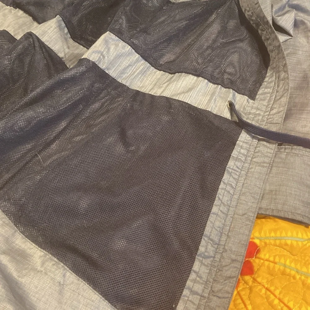 Athleta City Chic lightweight rain Jacket - Picture 12 of 16